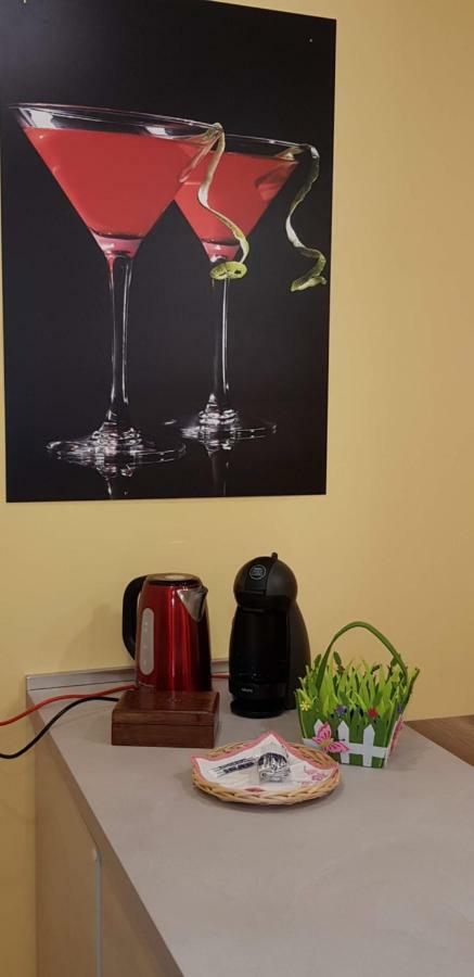 Pied A Terre - Atelier Apartment Verona Ngoại thất bức ảnh