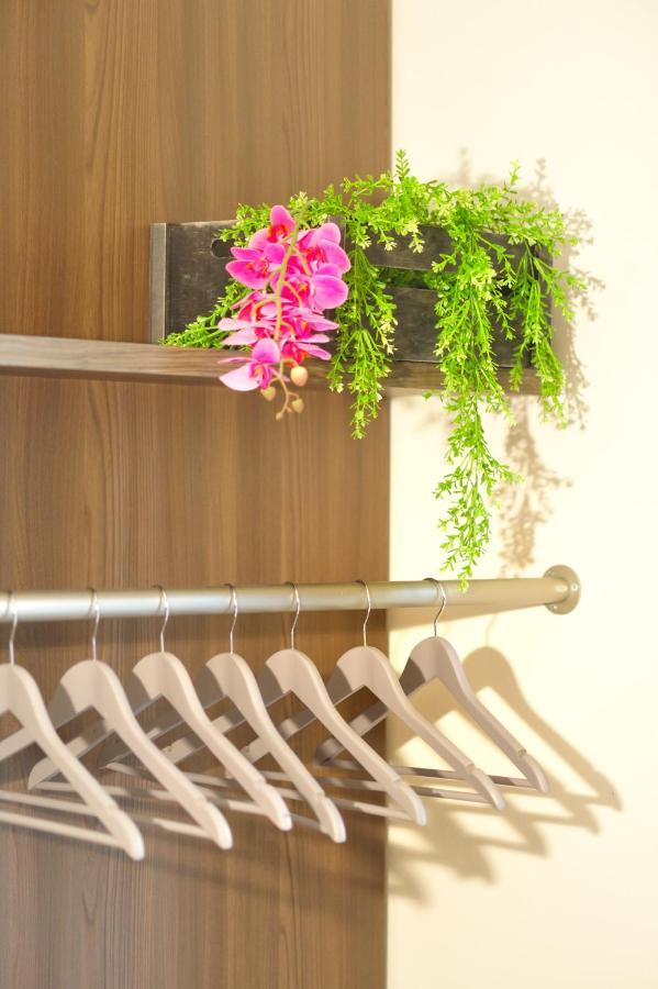 Pied A Terre - Atelier Apartment Verona Ngoại thất bức ảnh
